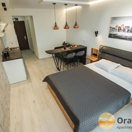 Orange Sky Apartments Beach Tower Batumi Exterior foto