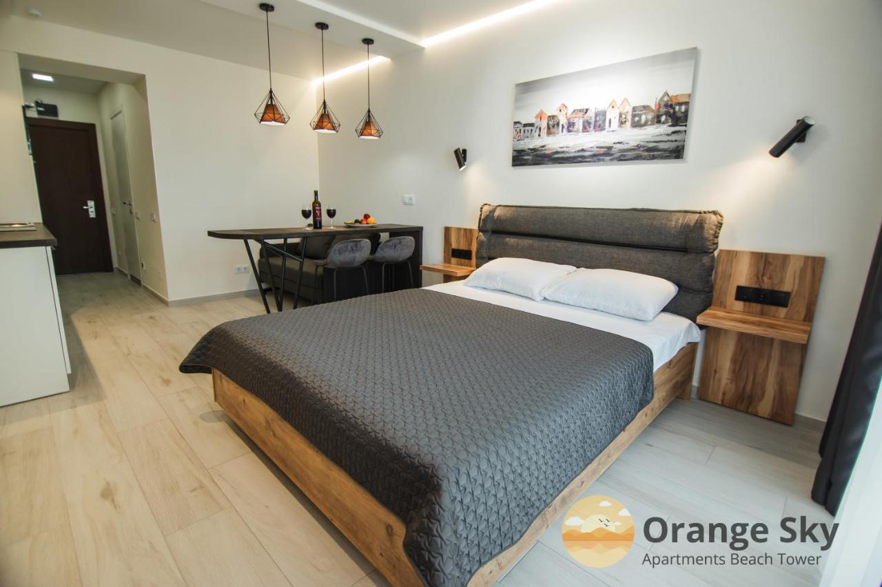 Orange Sky Apartments Beach Tower Batumi Exterior foto
